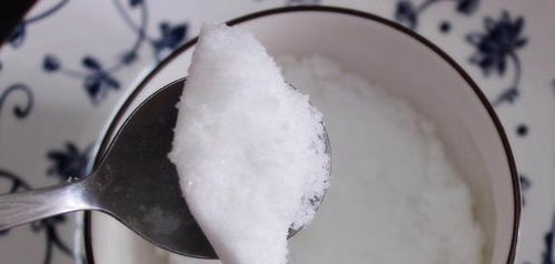 白糖結塊不必愁，輕松幾招解煩惱